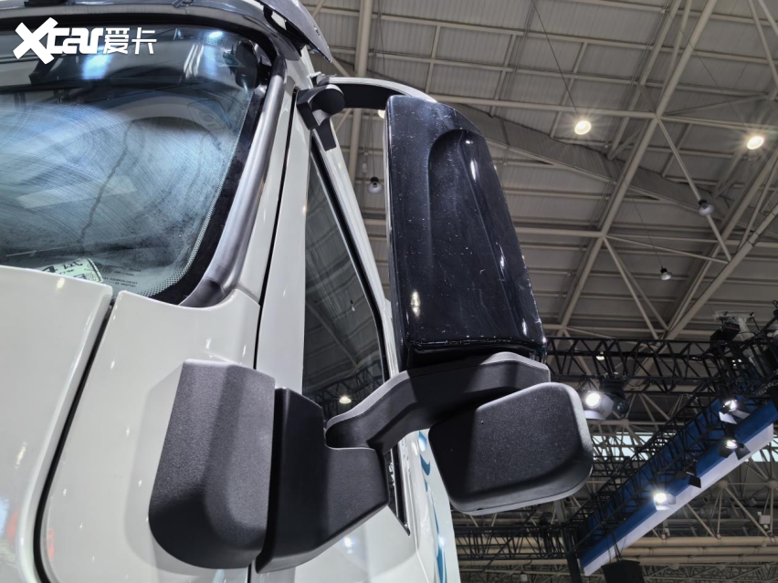 不玩虚的！东风天龙GX智能干线牵引车助新手秒变老司机