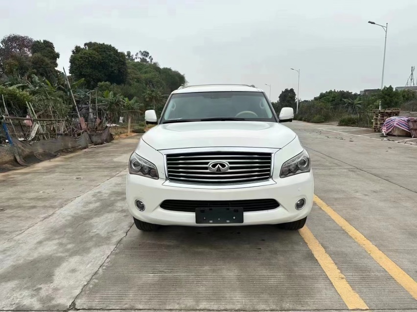 17款英菲尼迪QX80仅售16.8万，精致细腻，日系豪华SUV的巅峰之