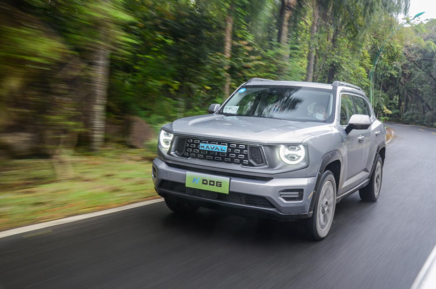 “城市SUV”+“插电混动”+“轻越野”=哈弗二代大狗？