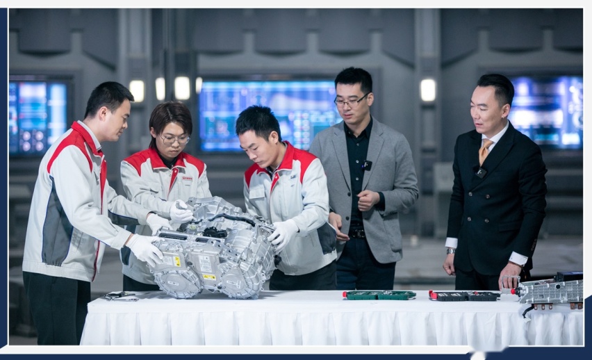 长城把柠檬DHT混动系统拆了 敢于亮剑是有原因的