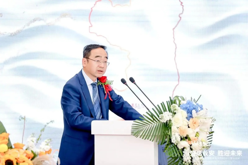 盛启长安 胜迎未来 重装启航 陕西惠通陆华重装启航