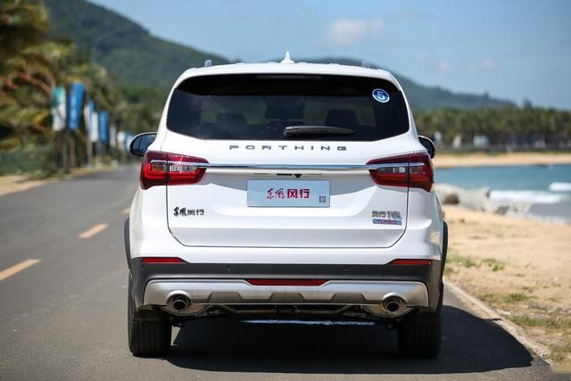 8.99万的7座中型SUV，起步配1.8T引擎，整车质保8年