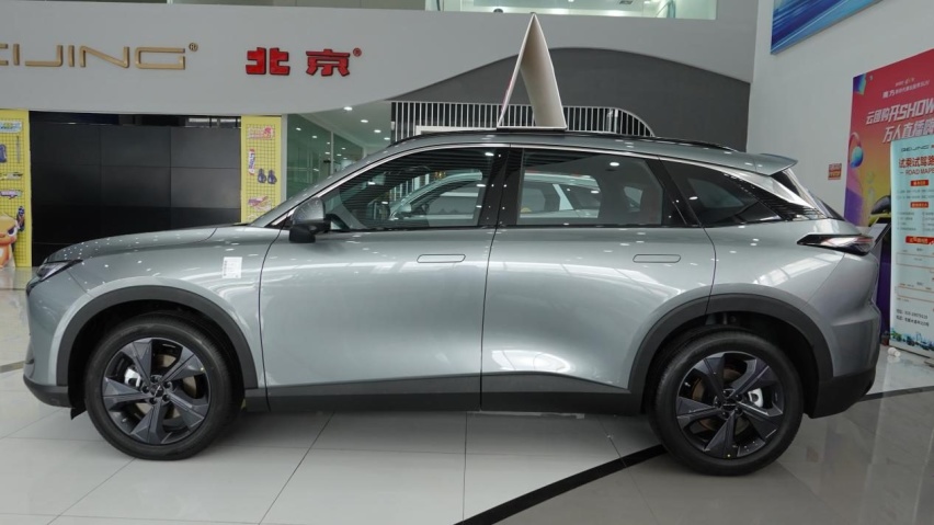 9.9万起售的北汽魔方 内外兼修