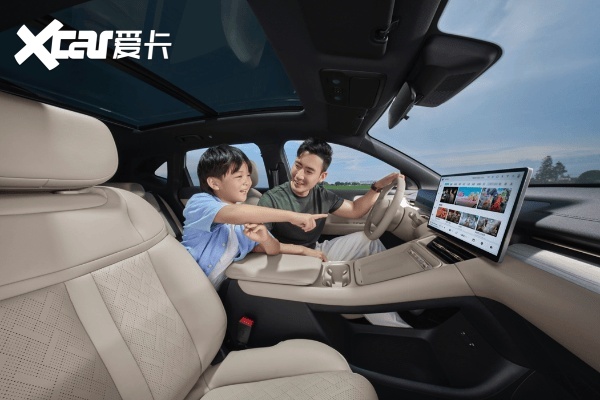 买车家, 售价9.98万元起，五菱星光S “星”动上市