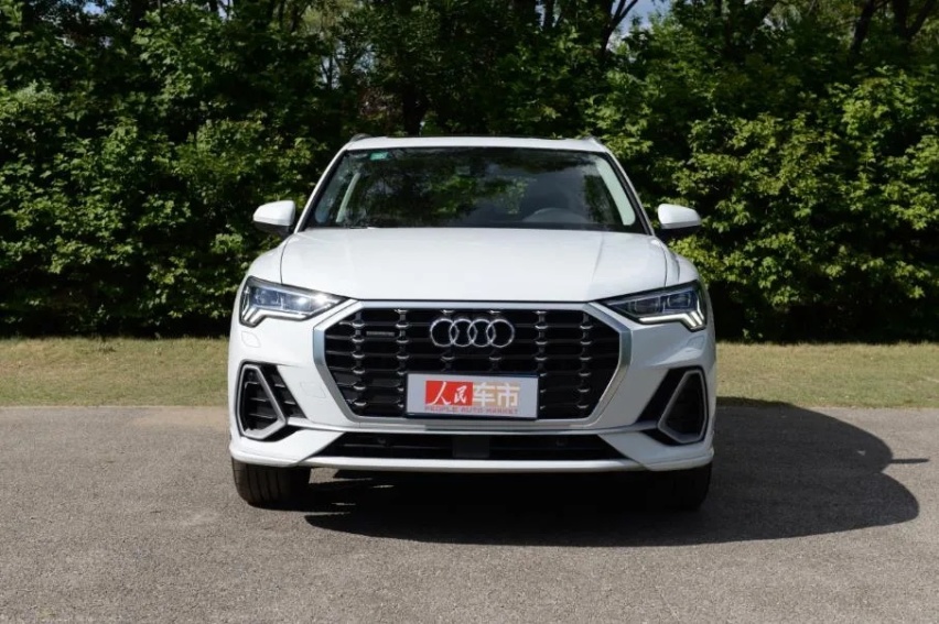 与其买辆相貌平平的中级轿车,不如考虑一下豪华品牌的SUV?
