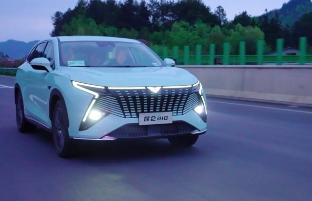 ​7.7秒破百+1200km续航，奇瑞技术让昆仑iHD冲上价值巅峰！