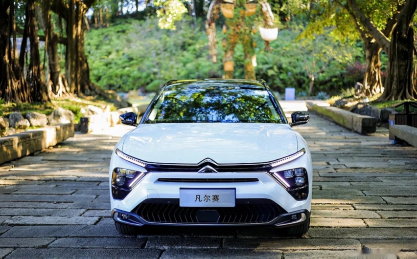 标致E-308领衔，法系4个品牌2023扎堆推9款新车，这次是醒悟了？
