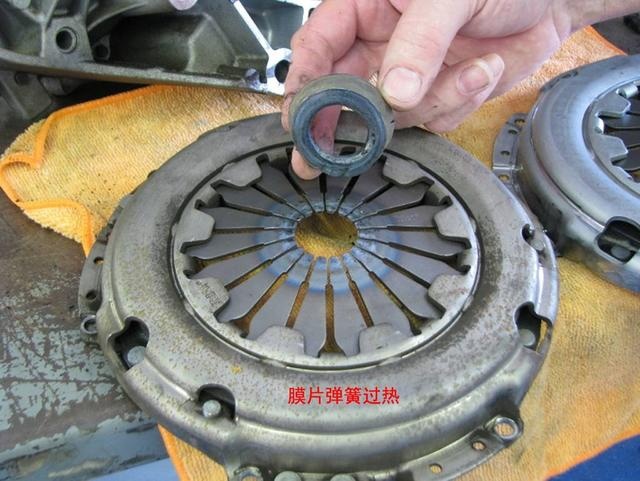 离合器变沉、堵车后挂挡困难：你可能遇到了“压盘退火”