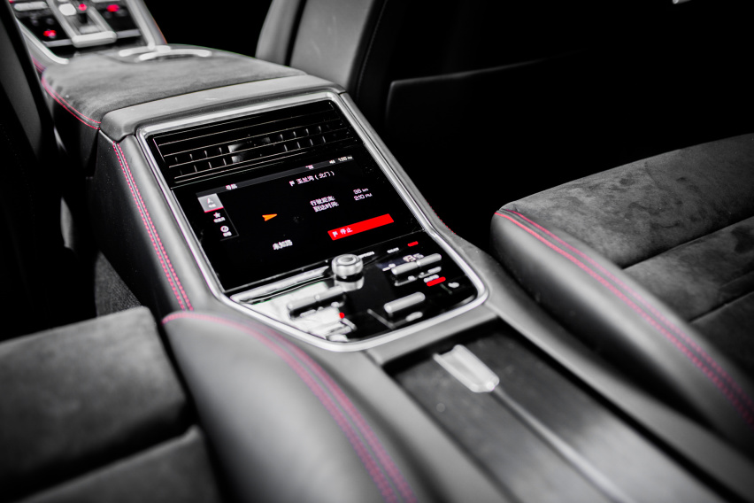 “瓦罐”迷的终极梦想 试驾保时捷Panamera GTS