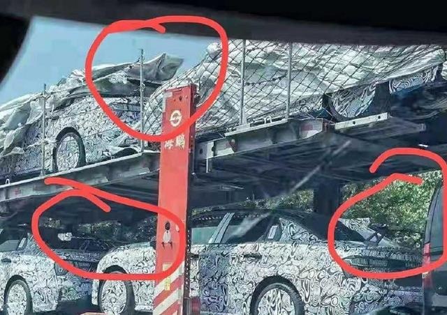 原厂大尾翼不是梦？ 领克03+新车型申报图曝光