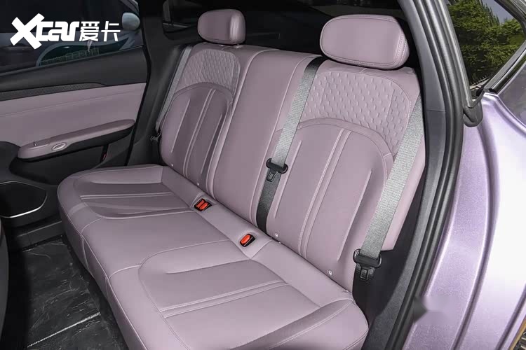 10万出头买B级轿跑？对比秦L、深蓝SL03，悦意08的“心机”在这里
