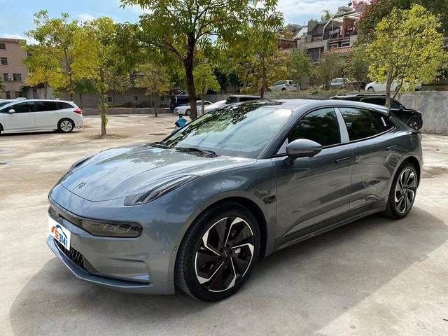 30万，极氪001和比亚迪汉EV，该选谁？