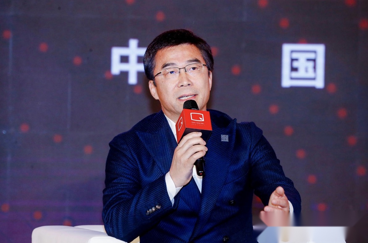 华人运通丁磊:同质化导致车企困境,新品类才能突出重围