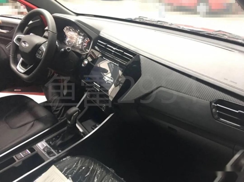 换分体式大灯，改大屏中控，奇瑞瑞虎3x PLUS实车曝光