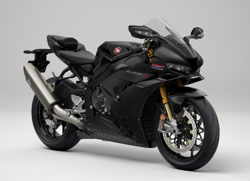 本田CBR1000RR-R技术升级，全面赛道化