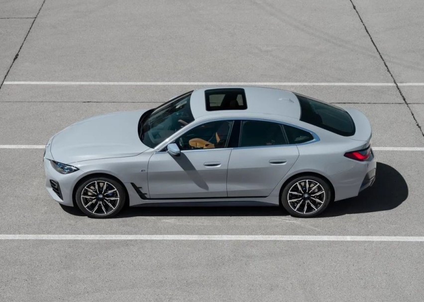宝马4系Gran Coupe，四门依然帅气