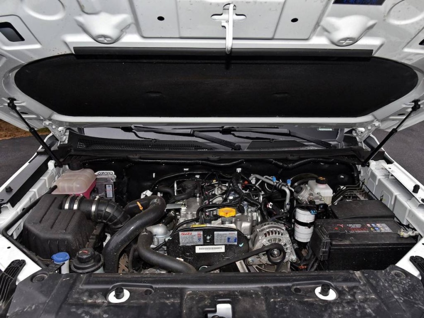 autohomecar__ChcCQ105z4SAe7XHAAhAbTWpD-0012.jpg