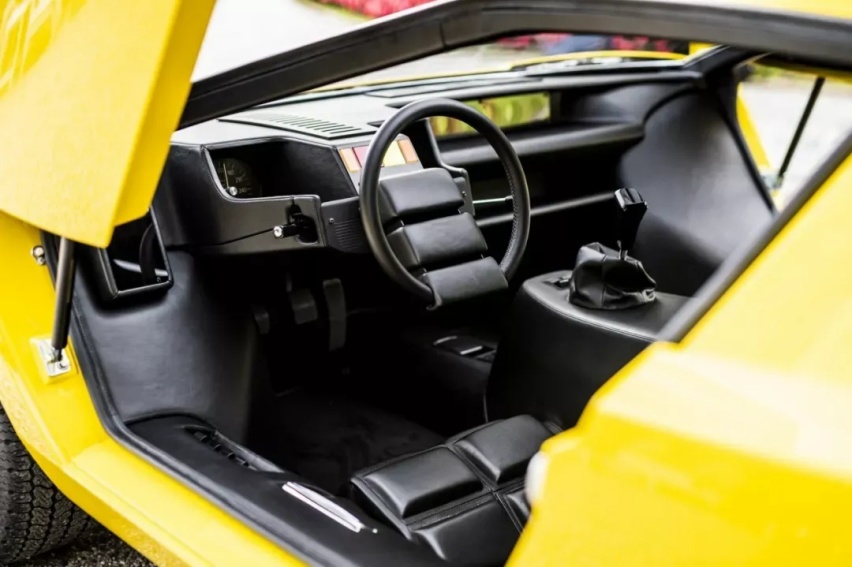 解密车史丨耗时25000小时，兰博基尼复原Countach LP 500原型车
