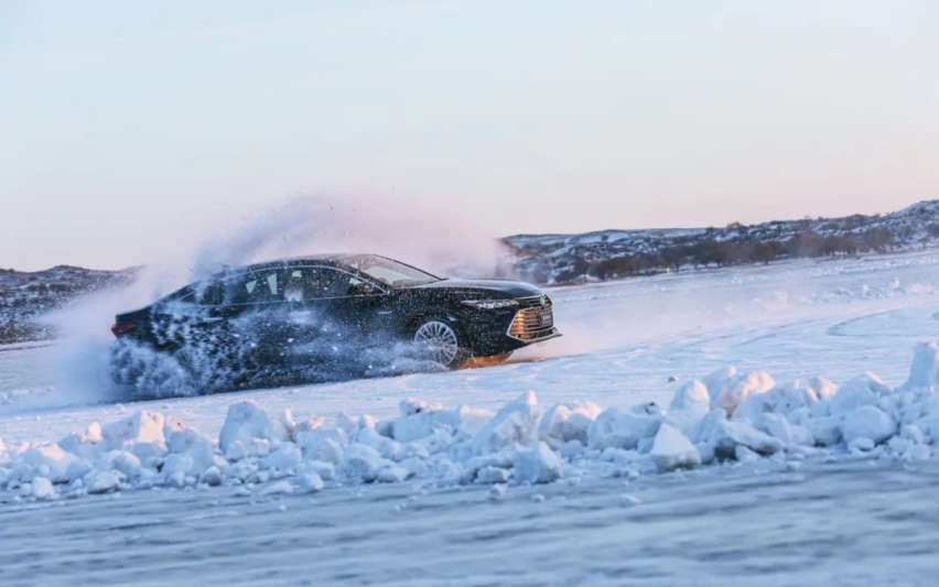 一汽丰田全系闯入极寒冰雪,为何却让我们热血沸腾?