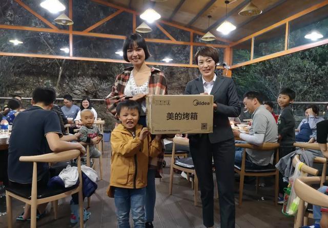 精彩缤纷，悦享生活 正能量缤越车友欢乐野温泉之旅