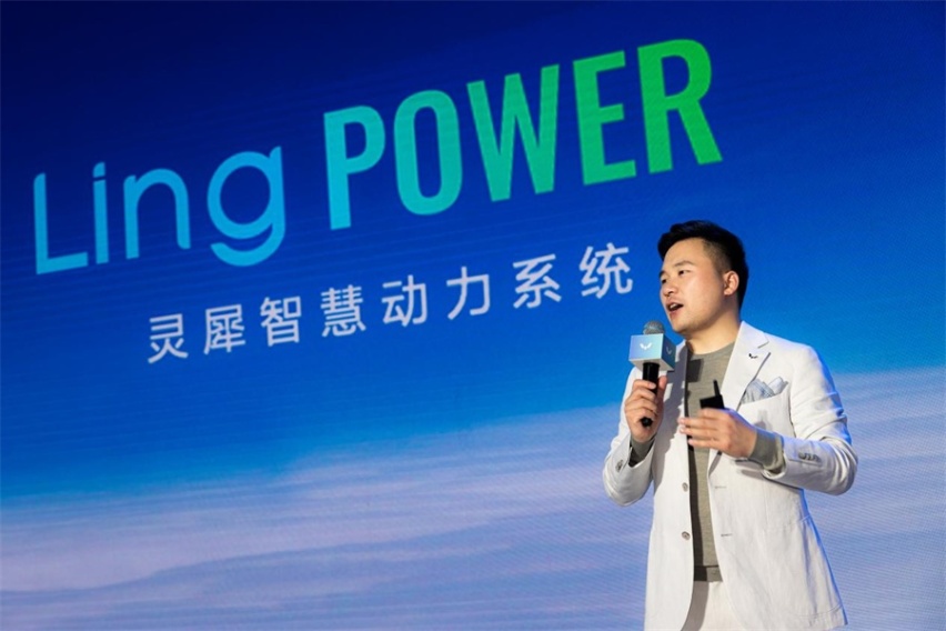 “两翼齐飞”塑造年轻人骄傲的中国五菱 凯捷280T上市11.58万起