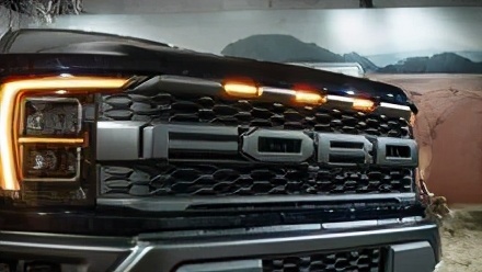没有传说的V8，福特发布第三代F-150猛禽，后悬架变化最大