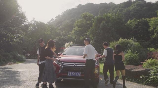 号外号外:杭州大院全员集结完毕,这是准备奕起出发搞事情?