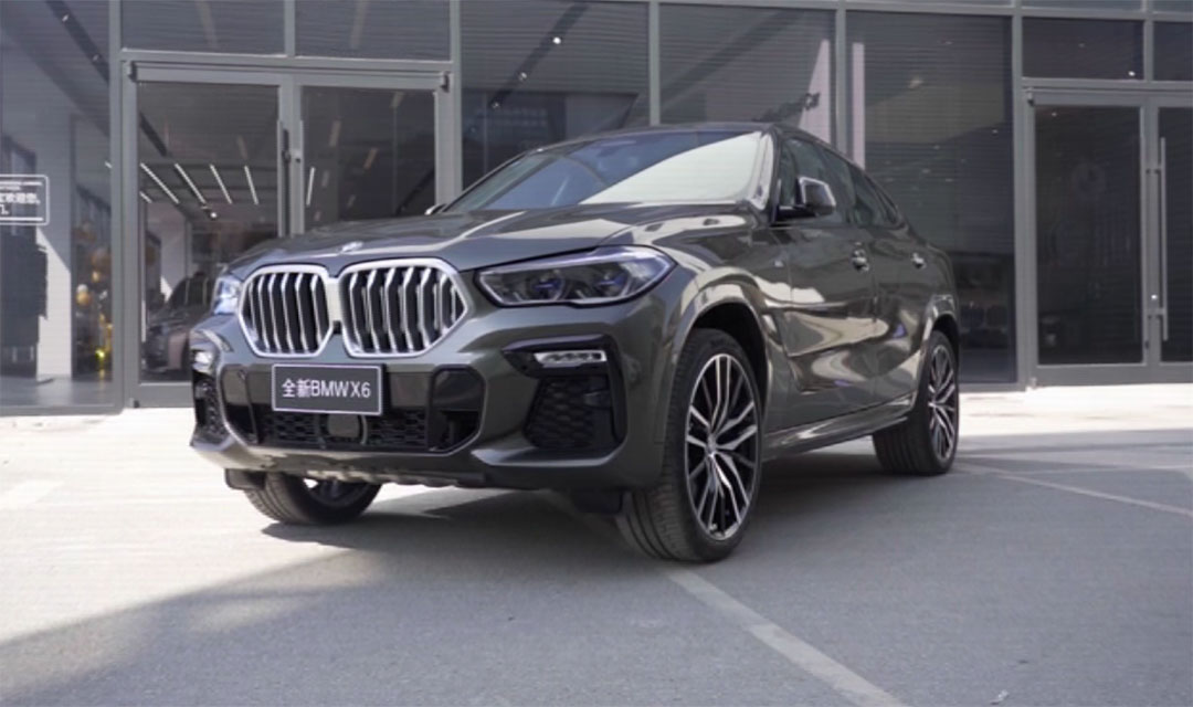 ��·�������ܵ��д���SUV��