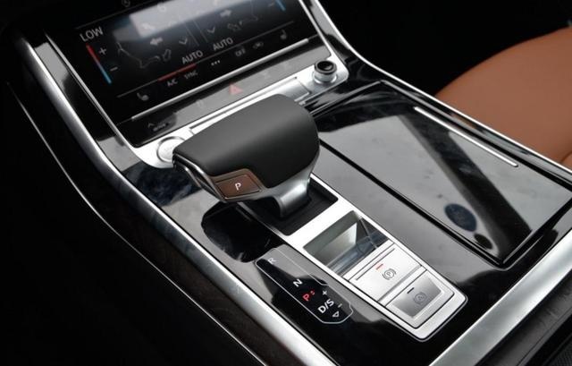 奔驰、宝马速速接招！奥迪全新旗舰级SUV Q8成都车展将预售