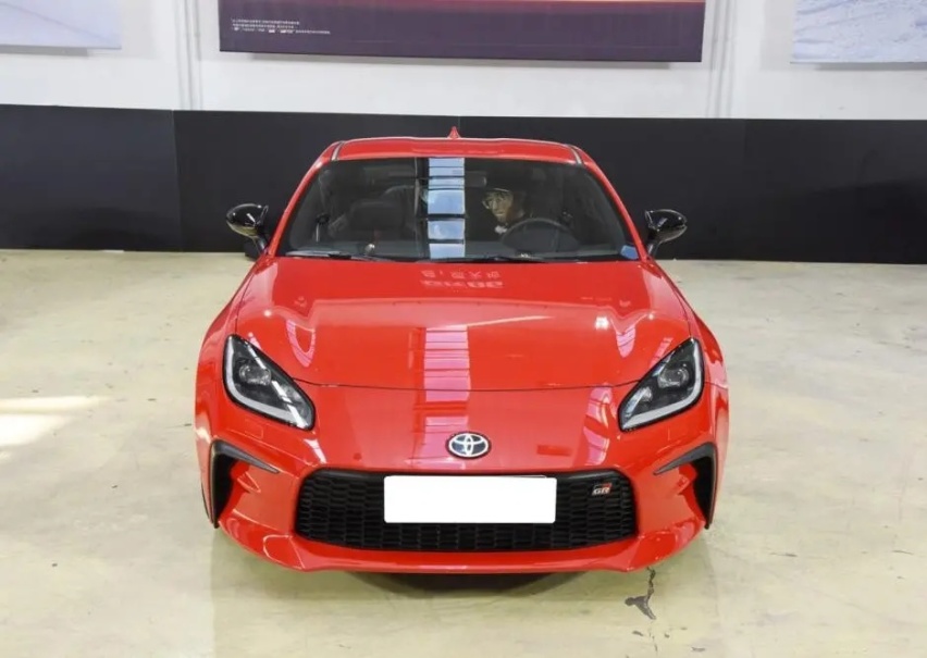 限量386台的丰田车，其实就是换标换LOGO的斯巴鲁BRZ