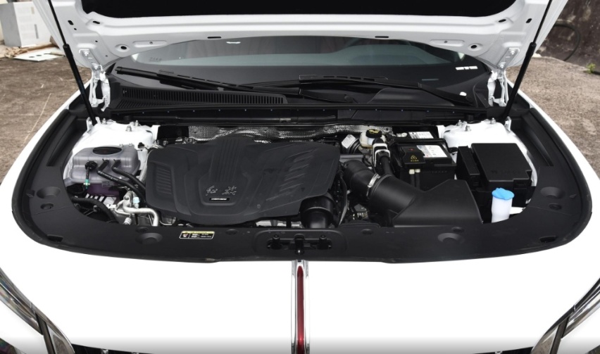 2.0T+8AT的豪华中型车，20万可全款落地，关键动态还有小惊喜
