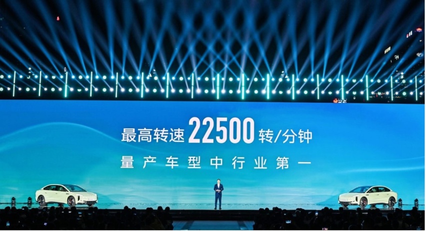 “新鲜感”不止最高续航820km！红旗EH7起售价22.98万元