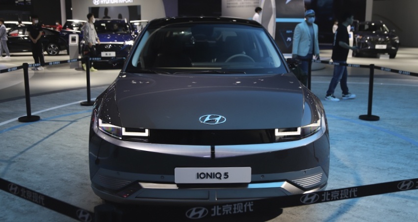 上海车展：复古科技，才是新潮流？ 实拍现代IONIQ艾尼氪5