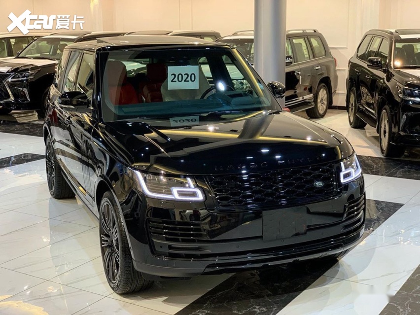 路虎揽胜海外实车 全黑的气场