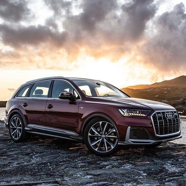 新款奥迪Q7 55 TFSI 版本官图发布，新车前脸更加霸气