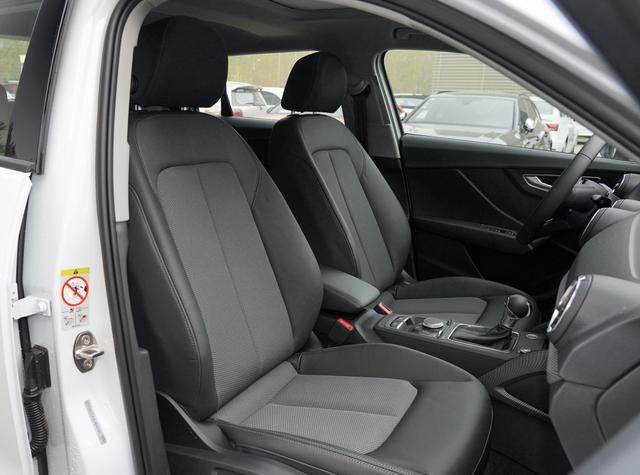 奥迪Q2L:18万就能买到的豪华SUV,真没法降了