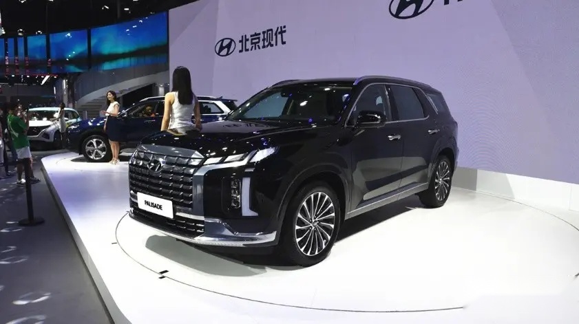 成都车展上起亚狮跑改名了、现代新款帕里斯帝宣布上市…