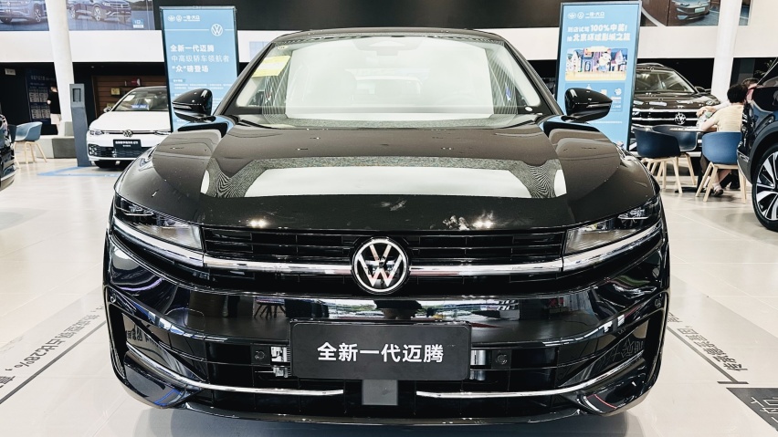 全新一代迈腾探店：智能舒适与高性价比之选