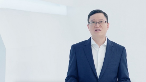 下一代智能车开创者 埃安V17万元起售