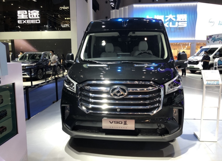 能直接在车内5G远程会议，商务接待的高级MPV：大通V90