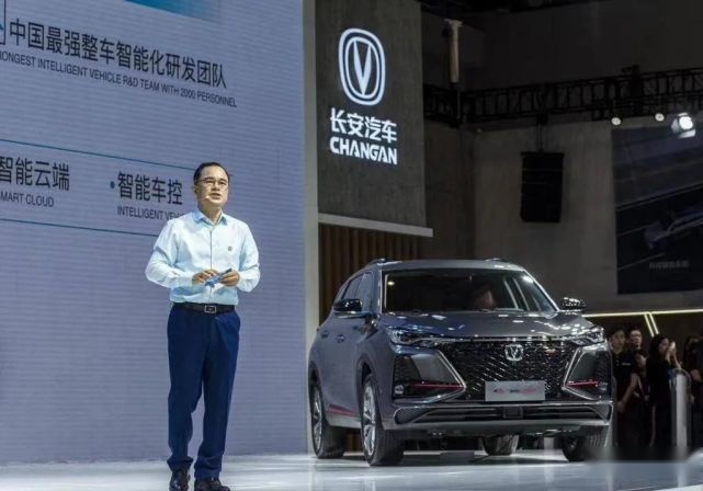 朱华荣之后王俊再谈高端品牌，长安汽车为何不急于跟风冒进？