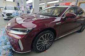 体验风云A9L光辉四驱：国产车做出了迈巴赫的气场！