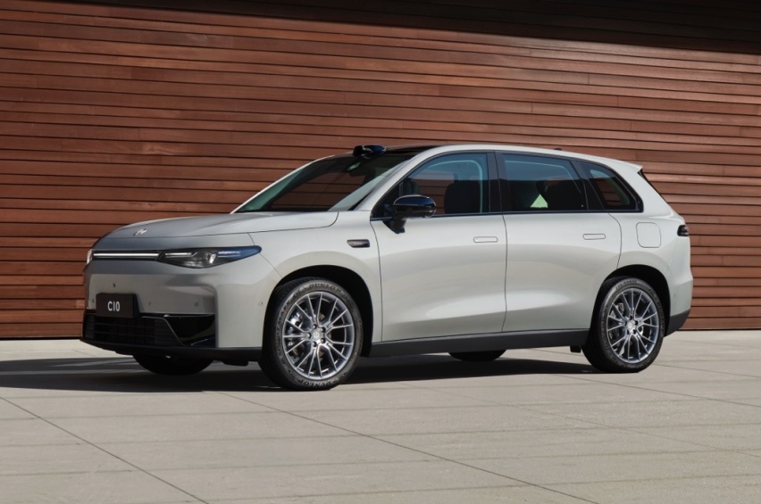 为何说10万出头买纯电SUV，就选零跑C10纯电？看完就懂了！