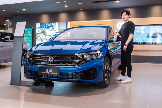 油耗低至4.7L，内饰+配置大升级，这样的速腾、宝来你喜欢吗