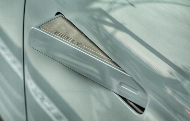 最炫紧凑型SUV 全新吉利icon到店实拍