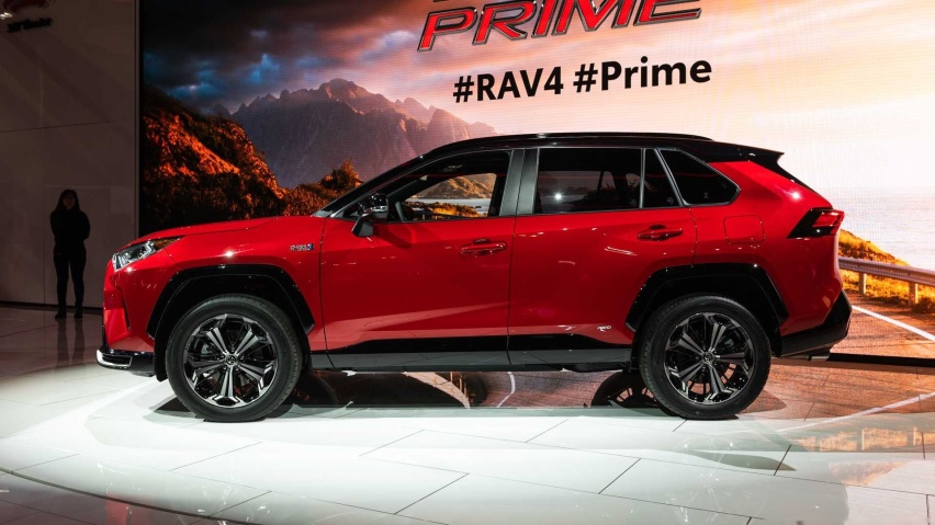 纯电续航63km的插混RAV4快来啦！这价格你能接受吗？