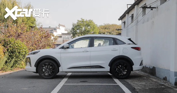 江淮汽车qx phev上市,12.99万元起,插混suv的新选择