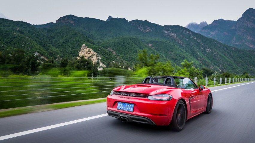 ​梦想并非遥不可及 试驾保时捷718 Boxster S