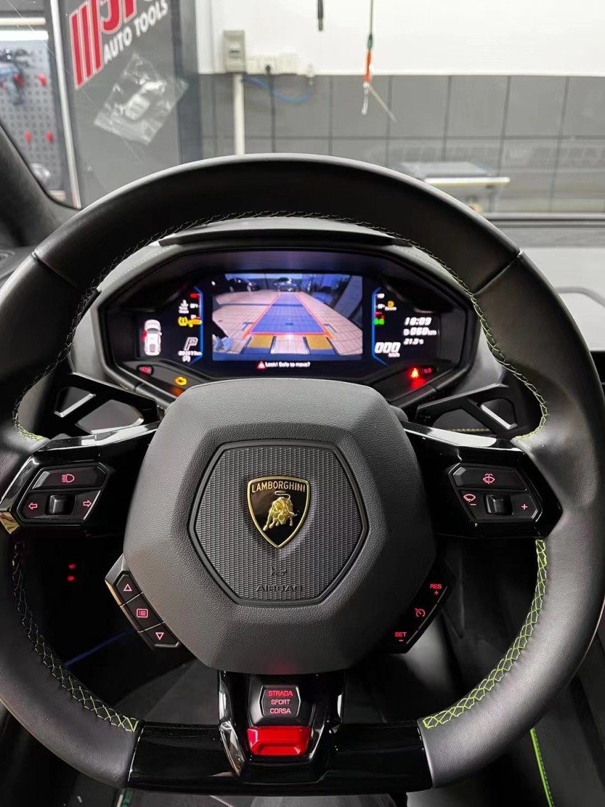 兰博基尼evo升级原厂倒车影像 carplay功能完美效果展示
