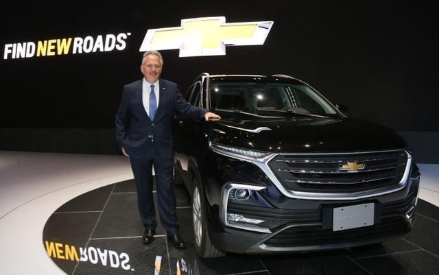 一款国产车，被换3个车标国外高价卖，老外这么好忽悠吗？